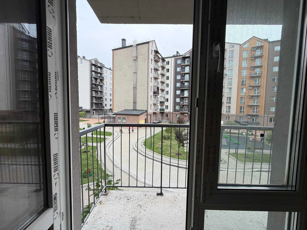 Продаж квартири в ЖК "Skandia", Героїв Крут 12, Бровари, 10 минут до м.