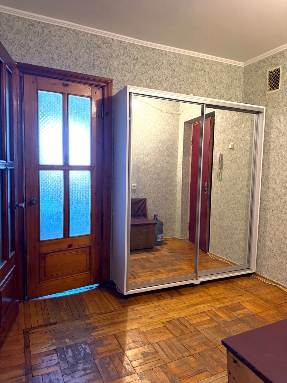 For Sale: 3-Room Apartment
