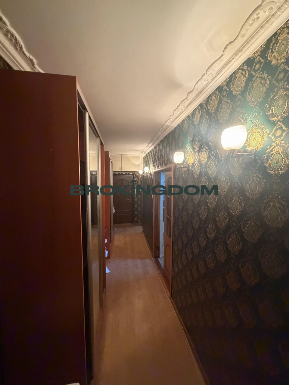 Продам 3кім.квартиру вул.Олімпійська 4