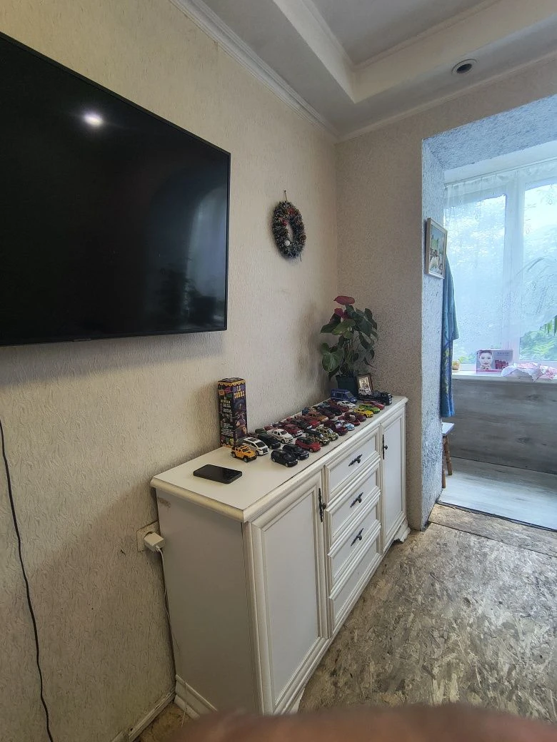 Продається 2-кімнатна квартира на 2 поверсі в м. Бровари біля парку «Приозерний»