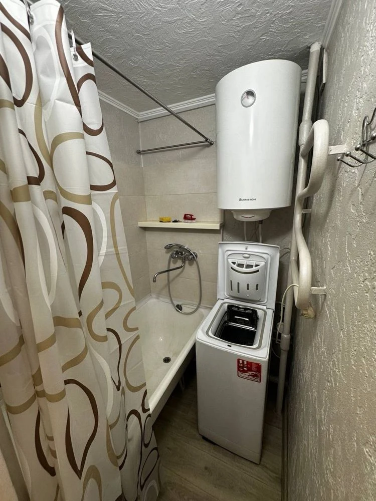 Продаж 1 кім квартири в центрі міста