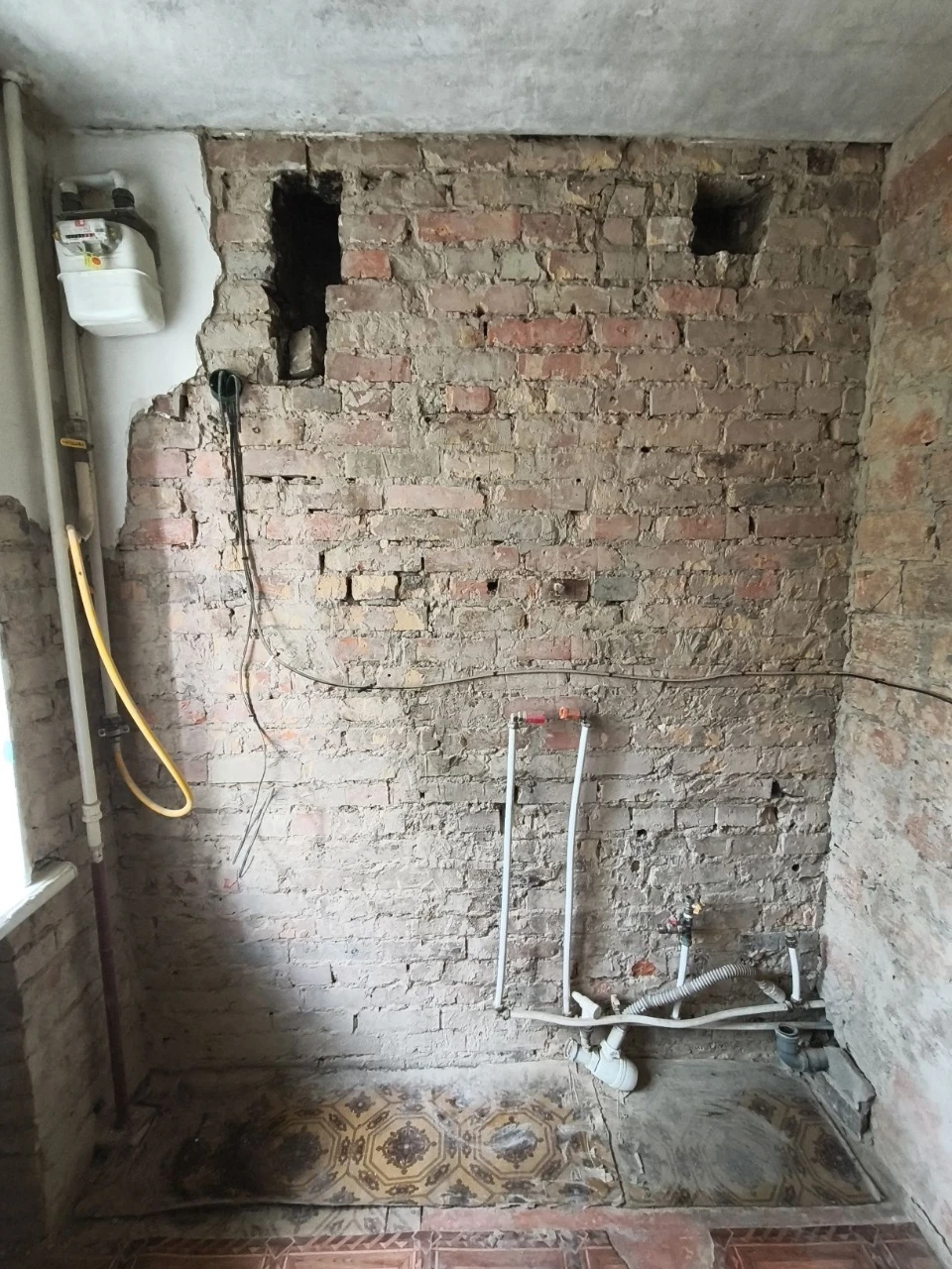 For Sale: 3-bedroom apartment in Brovary