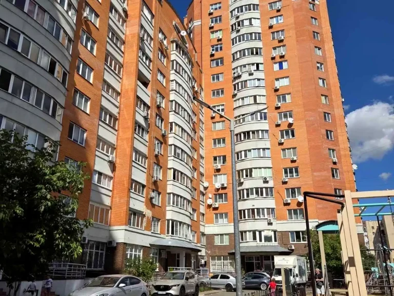 Sale of a 1-bedroom apartment 65 m² on the 9th floor