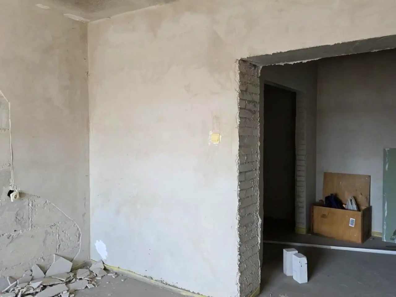 Sale of a 1-bedroom apartment 65 m² on the 9th floor
