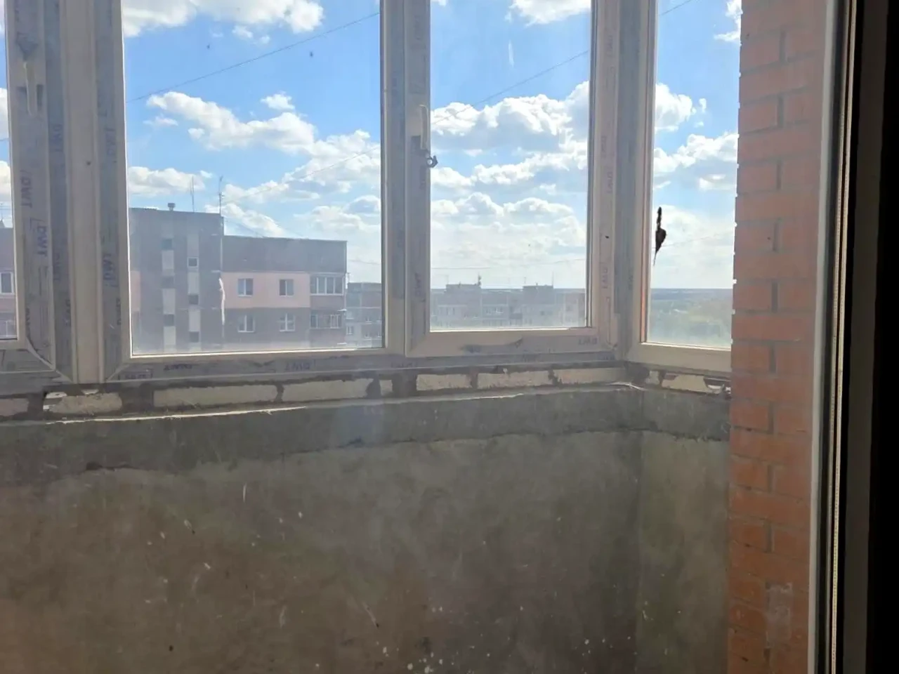 Sale of a 1-bedroom apartment 65 m² on the 9th floor