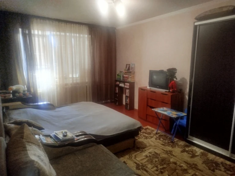 Urgent! 3-room apartment for sale near the park