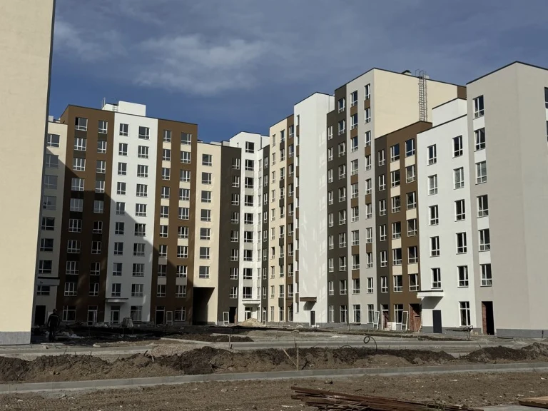 Продам Ікімнатну квартиру в ЖК Скандія на 6му поверсі