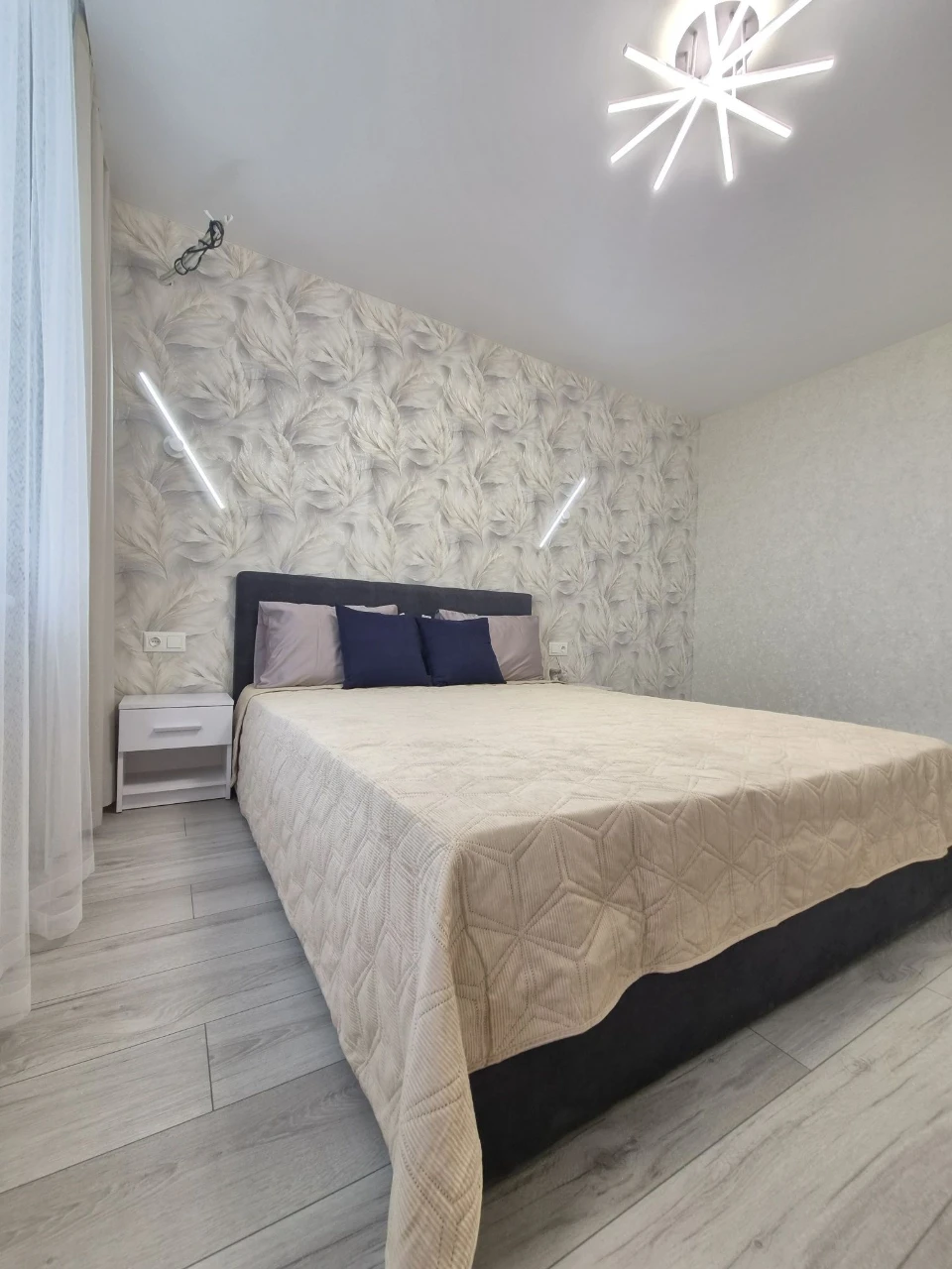 Apartment for sale in Atlant complex, Petlury 28A