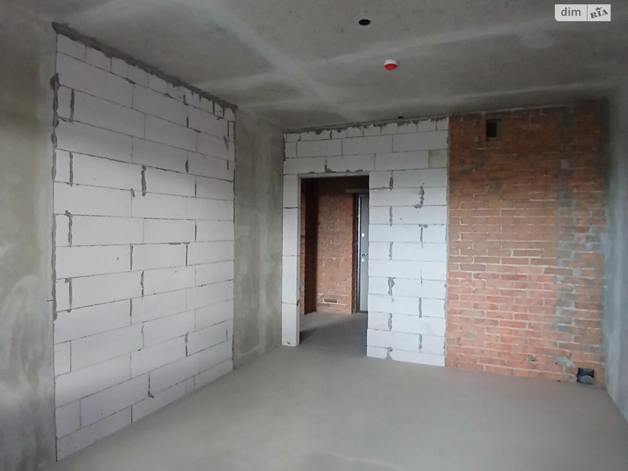 Apartment for Sale in Massiv