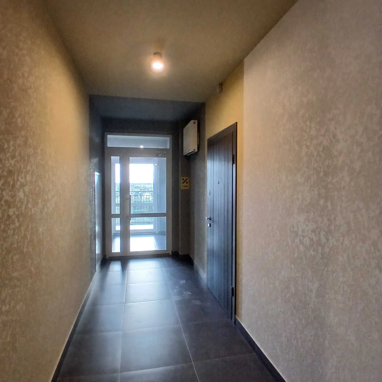 "Madison Gardens" - Spacious 2-bedroom apartment with a great view for sale