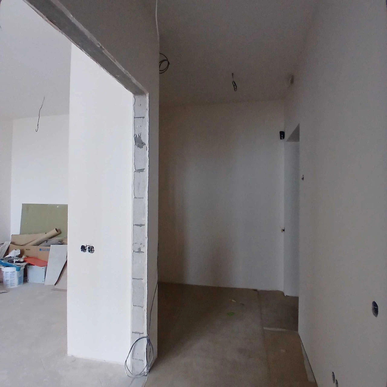Sell a great view 1-bedroom apartment in the "Lesovy Kvartal" complex