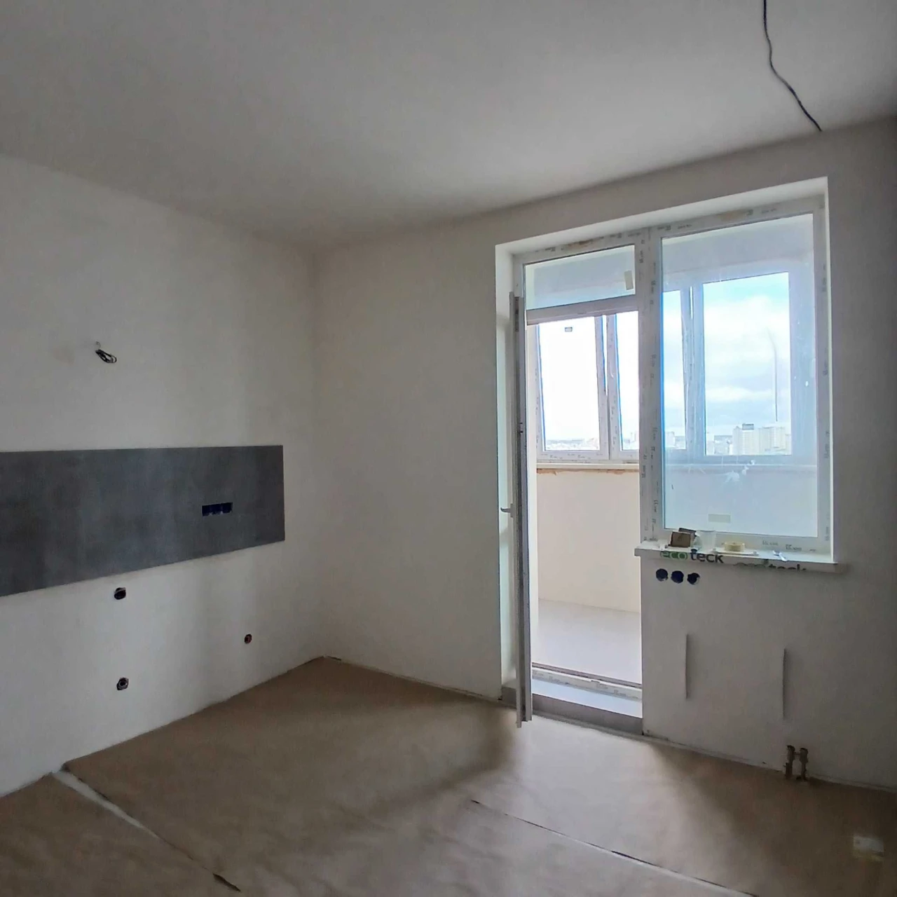 Sell a great view 1-bedroom apartment in the "Lesovy Kvartal" complex