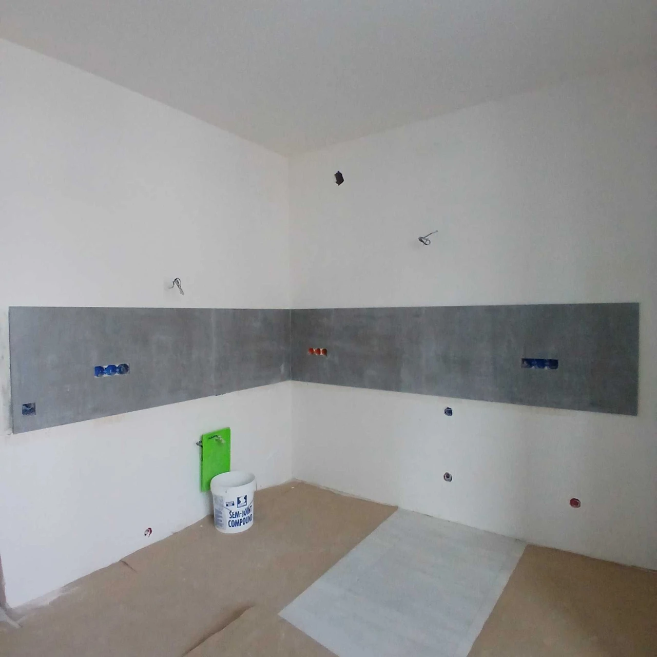 Sell a great view 1-bedroom apartment in the "Lesovy Kvartal" complex