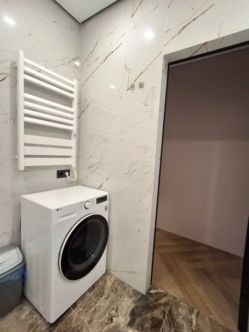 2 room apartment, 83.68/35.2/24.7 sq m, Brovary, Soborna Street, 23. Krona Park 2 residential complex. Floor 10/14.