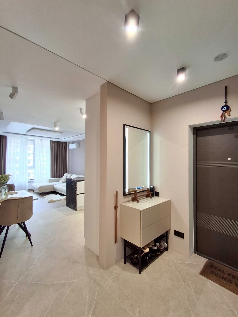 2 room apartment, 83.68/35.2/24.7 sq m, Brovary, Soborna Street, 23. Krona Park 2 residential complex. Floor 10/14.