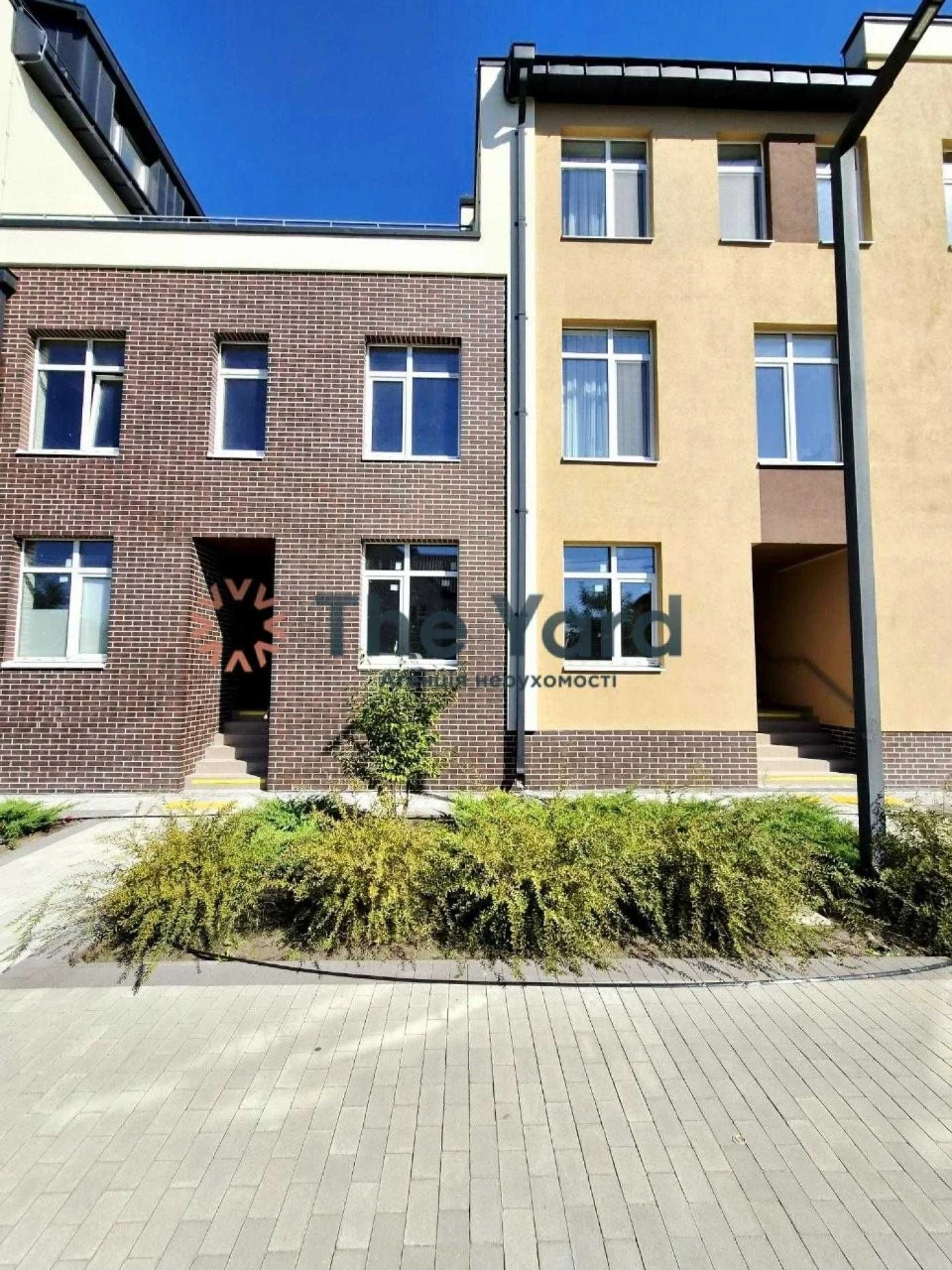 Sale of a 2-bedroom apartment with a terrace in the Lavandovy residential complex, Zhod street