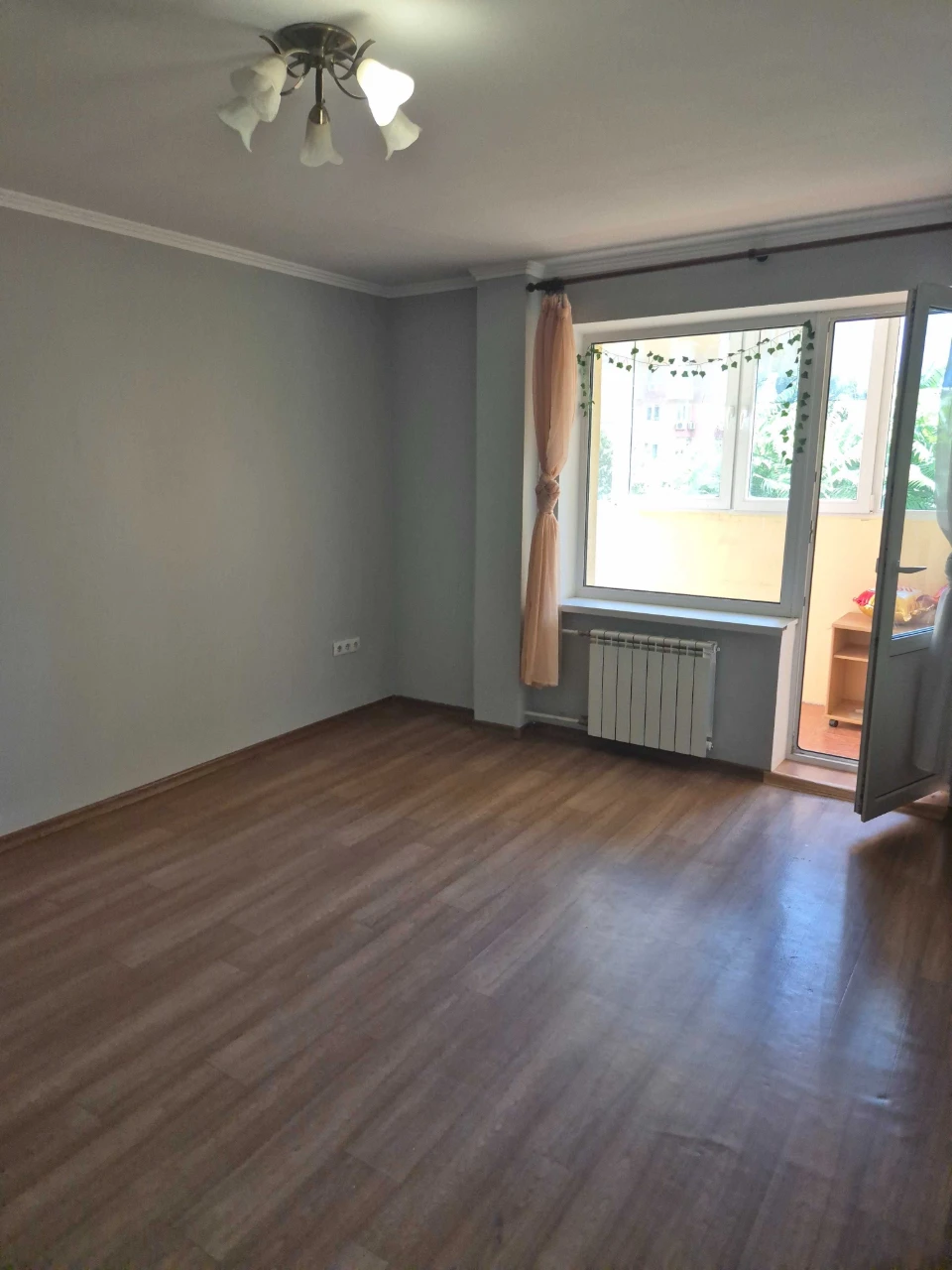 Продам 2к квартиру по вул. Грушевського м. Бровари