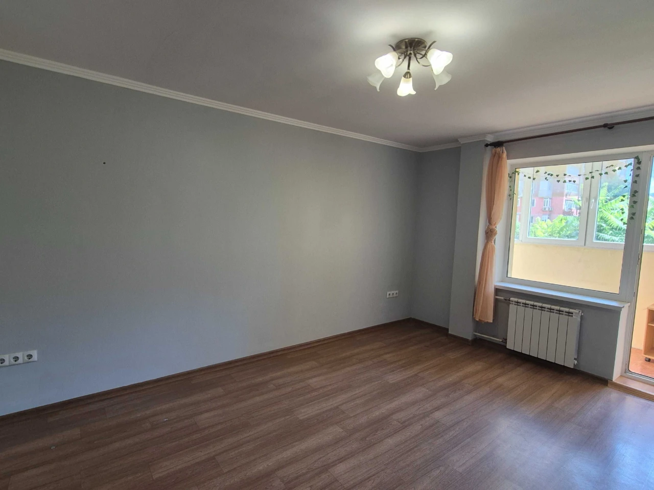 Продам 2к квартиру по вул. Грушевського м. Бровари