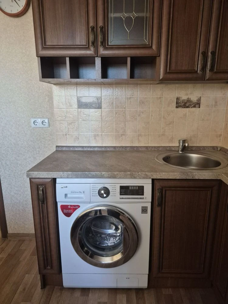 Good 1-room apartment for sale in a new building near the Terminal!