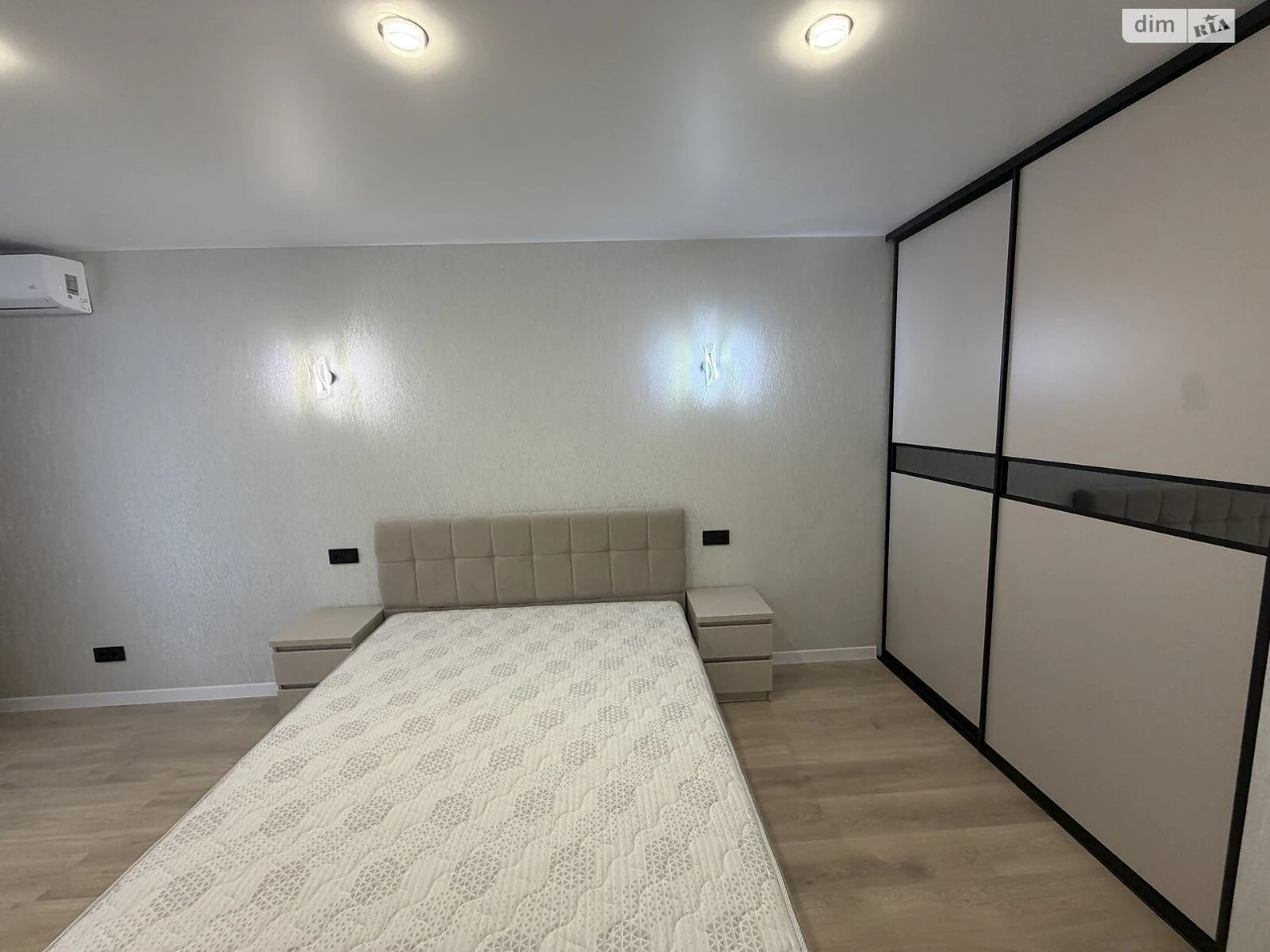 Apartment for Sale: Massiv