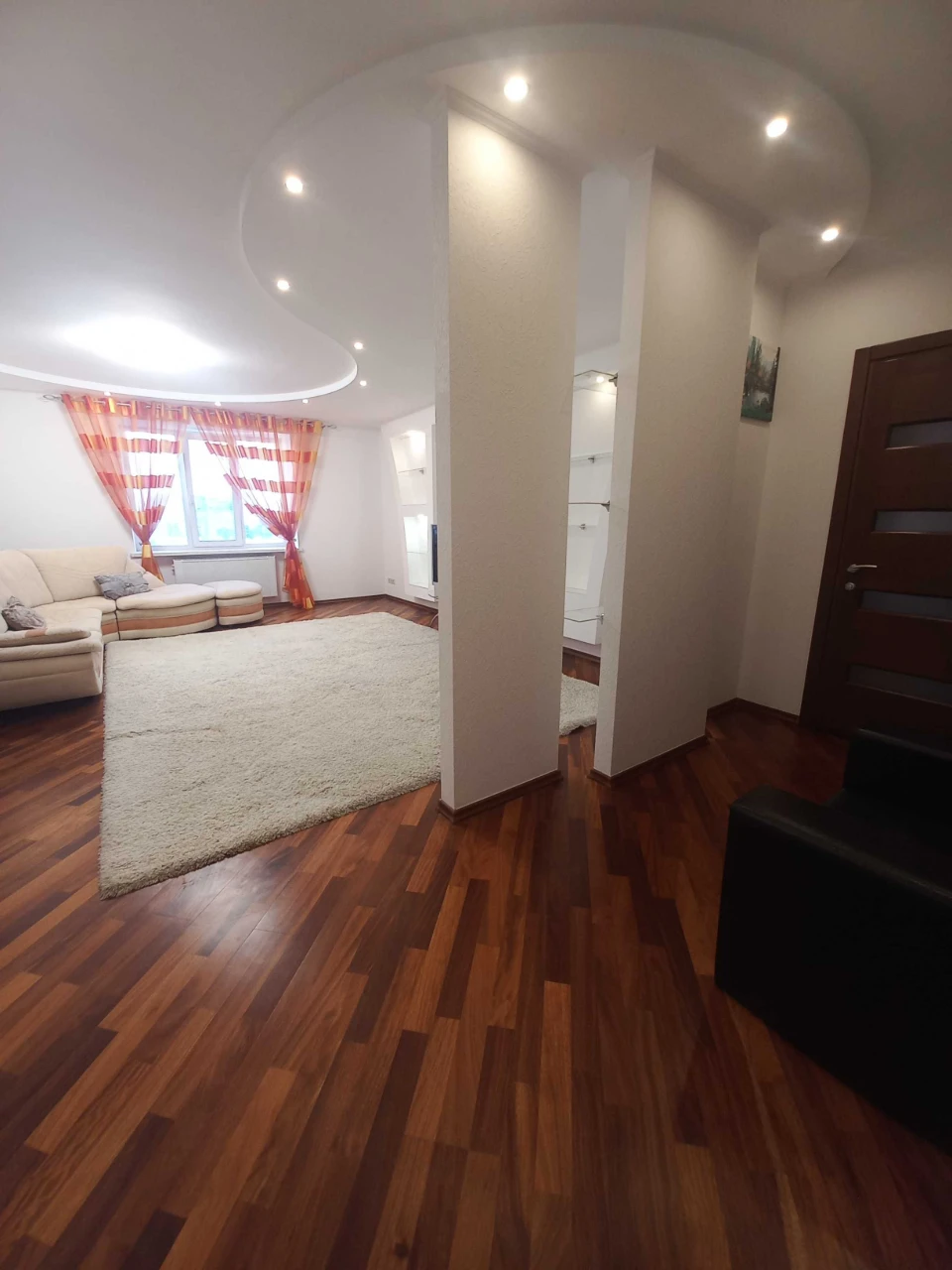 2-bedroom apartment for sale on Simon Petliura Street 21