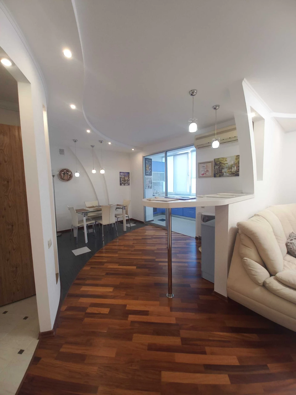 2-bedroom apartment for sale on Simon Petliura Street 21