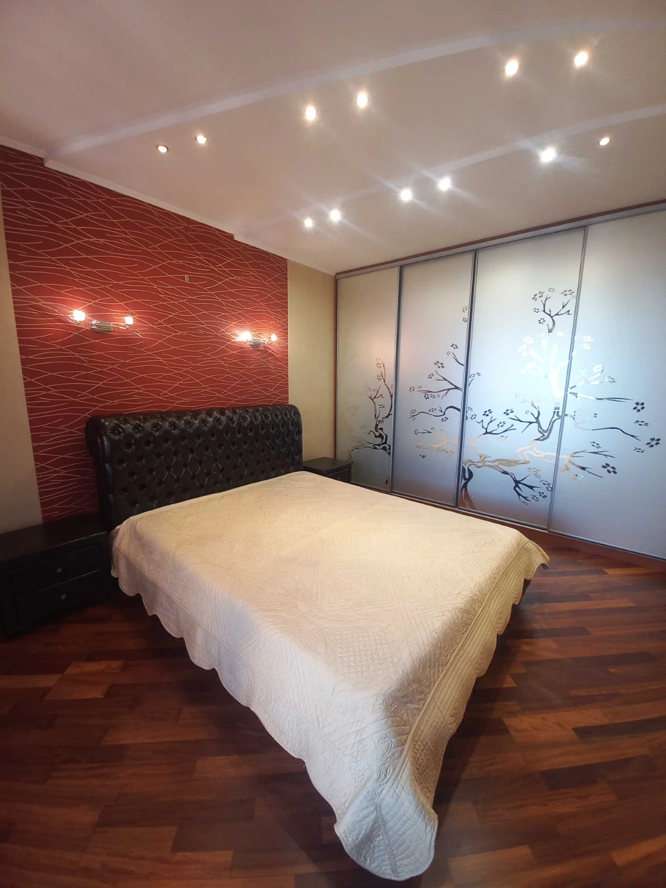 2-bedroom apartment for sale on Simon Petliura Street 21