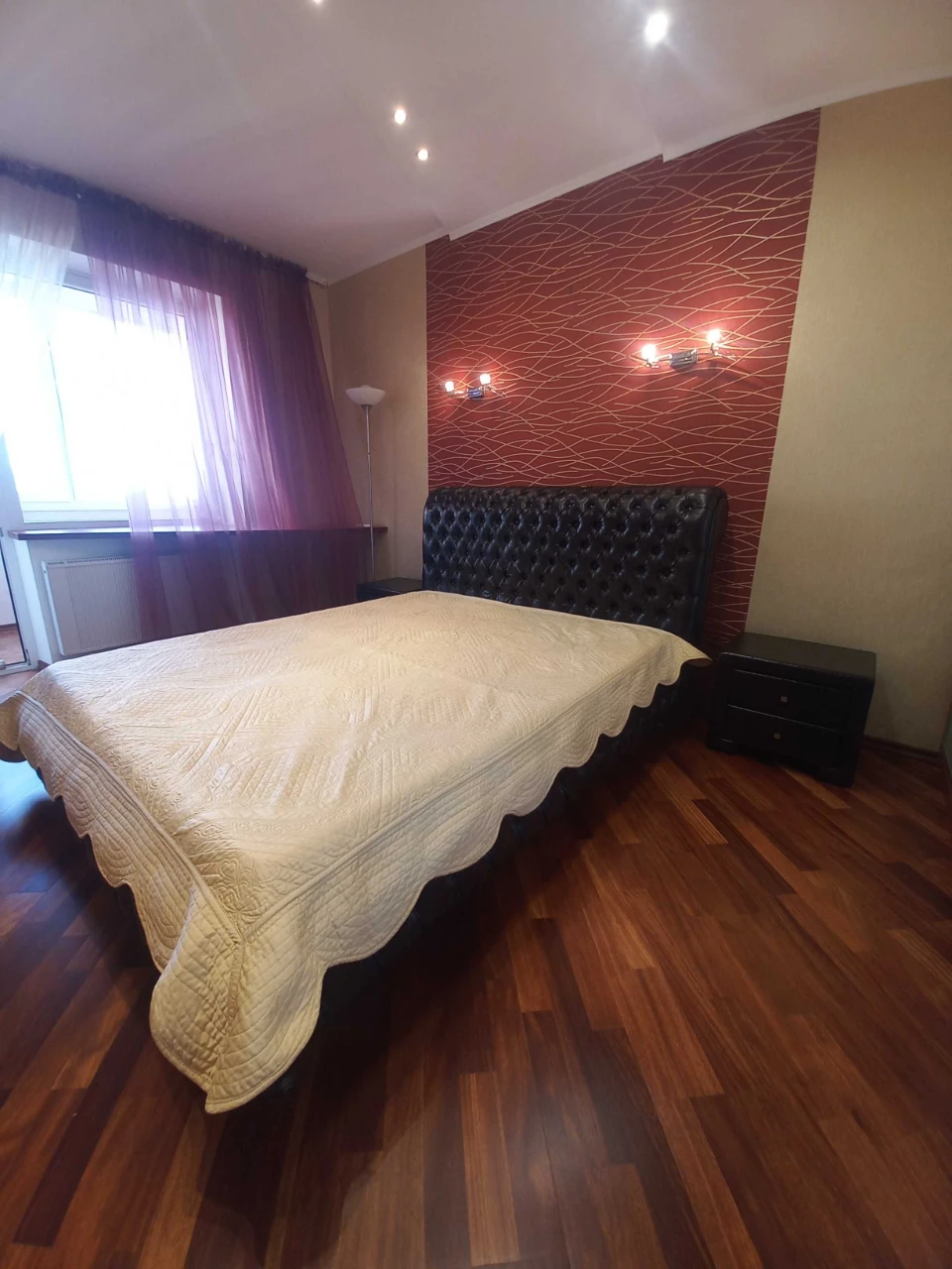 2-bedroom apartment for sale on Simon Petliura Street 21
