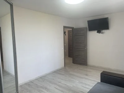 Продаж 2 к квартири з ремонтом в ЖК Атлант