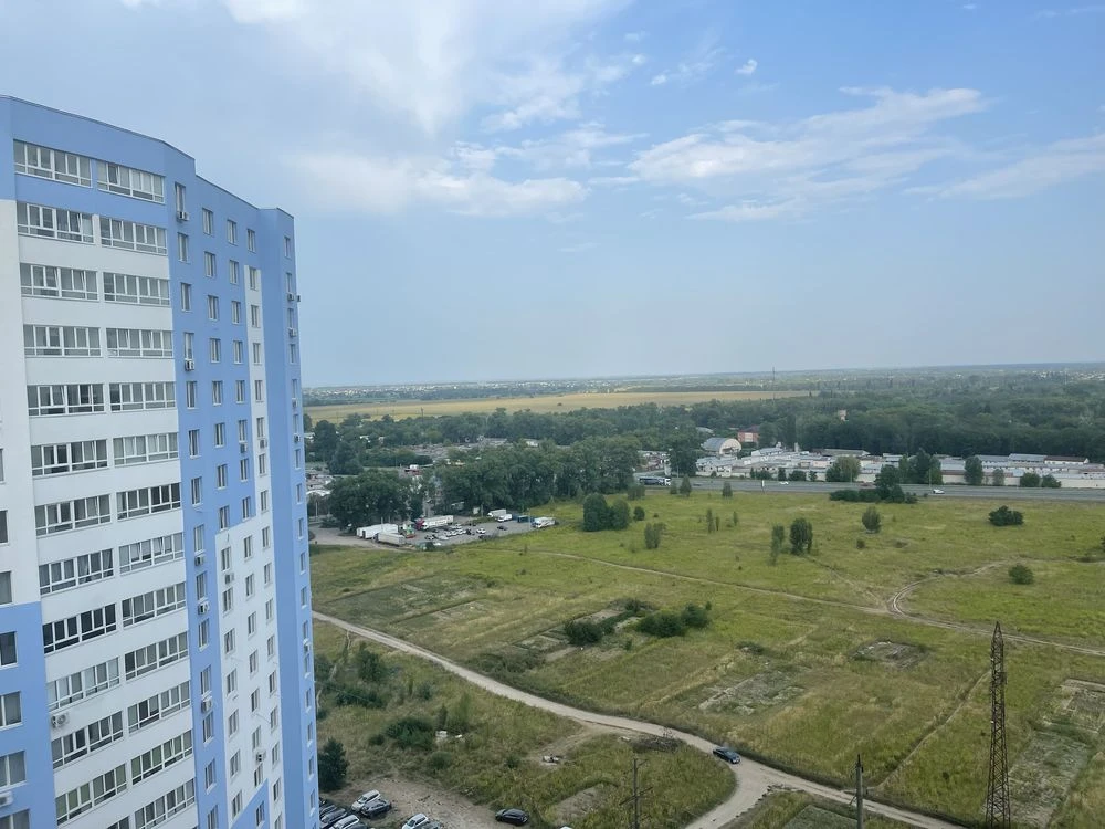 Продаж 2 к квартири з ремонтом в ЖК Атлант
