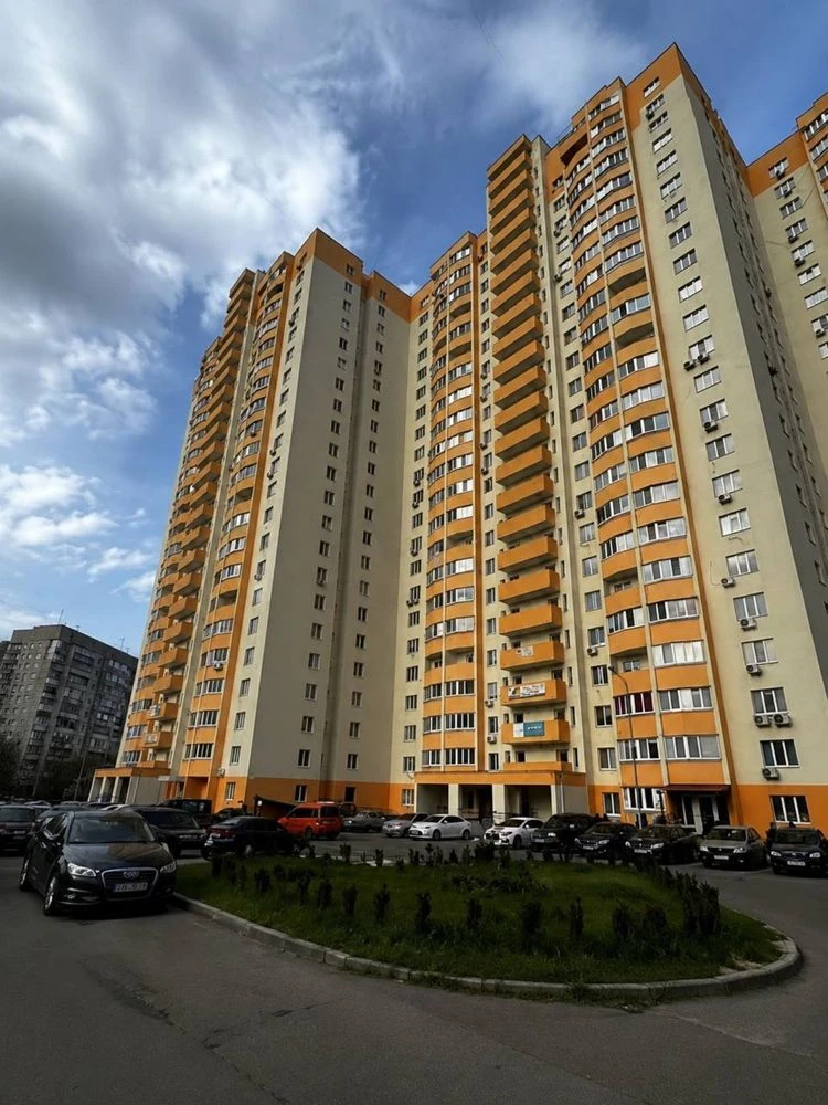 Продам квартиру з сучасним ремонтом! Бровари! Держпрограми!