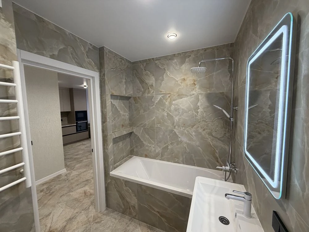 Sale of a new apartment "Atlant" in the city center
