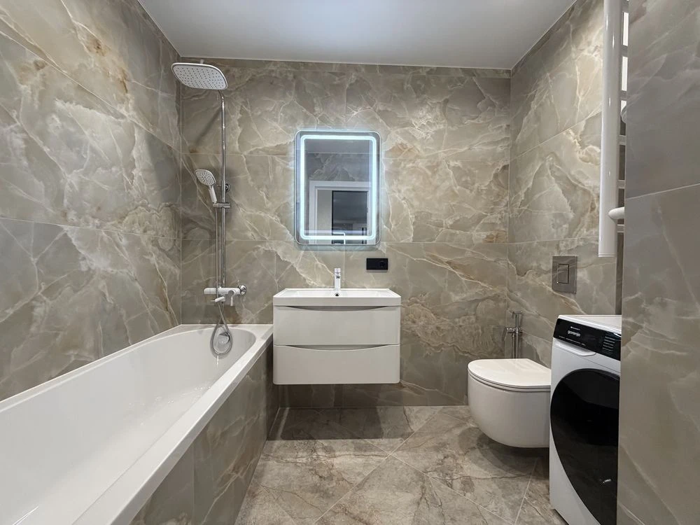 Sale of a new apartment "Atlant" in the city center