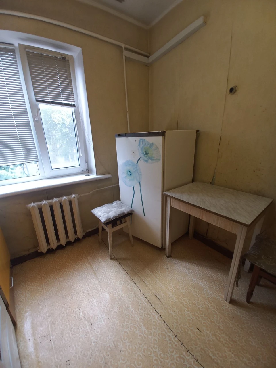 Sale of 3-room apartment, Obolenska Street