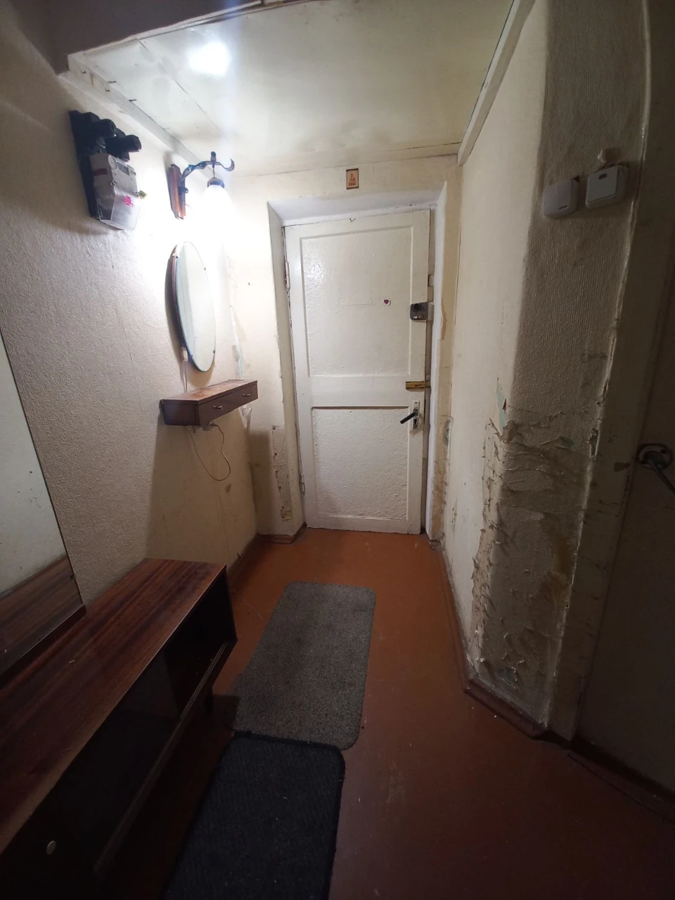 Sale of 3-room apartment, Obolenska Street