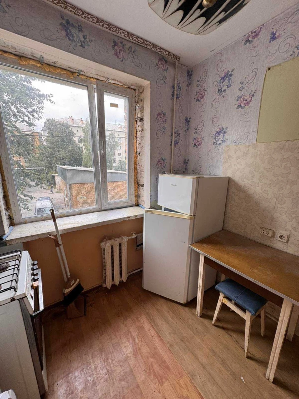 Продам 2-х кімн. кв-ру , м. Бровари , вул. Олімпійська 1-Б :