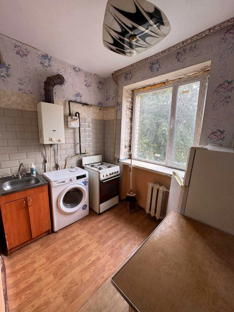 Продам 2-х кімн. кв-ру , м. Бровари , вул. Олімпійська 1-Б :