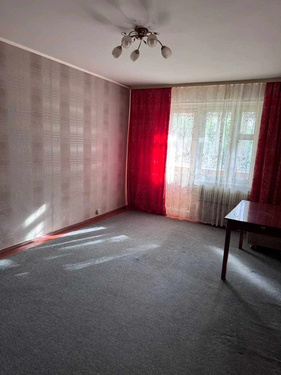 For Sale: 2-room apartment in Brovary, вул. Chornih Zaporoztsev 70