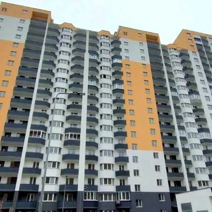 For Sale: 3-room apartment 112 sq.m. Petlury 21b, Brovary DM