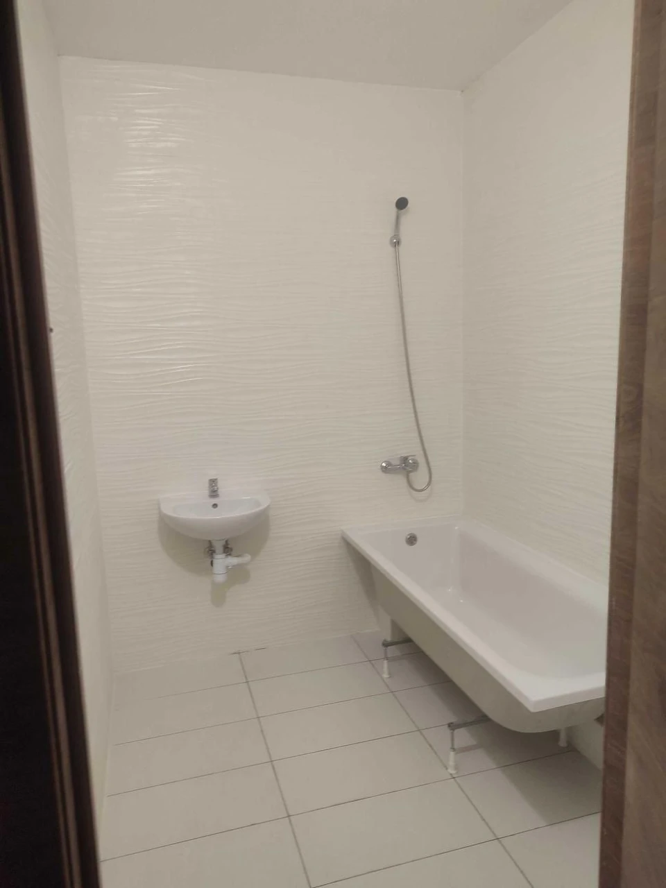 For Sale: 3-room apartment 112 sq.m. Petlury 21b, Brovary DM