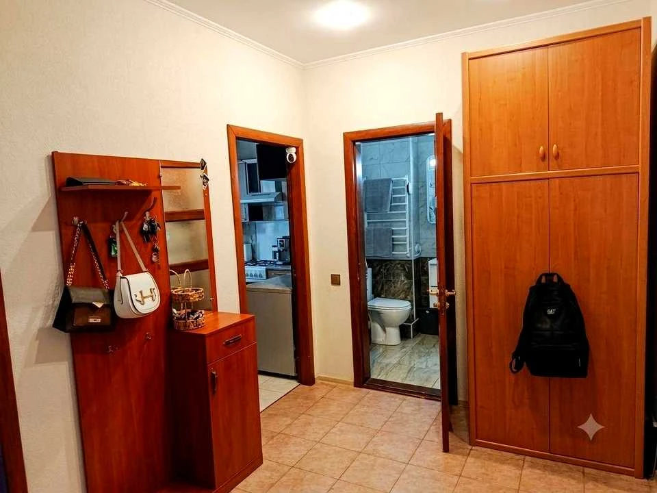 Apartment. Chornih Zaporozhtsi Street (Korenka)