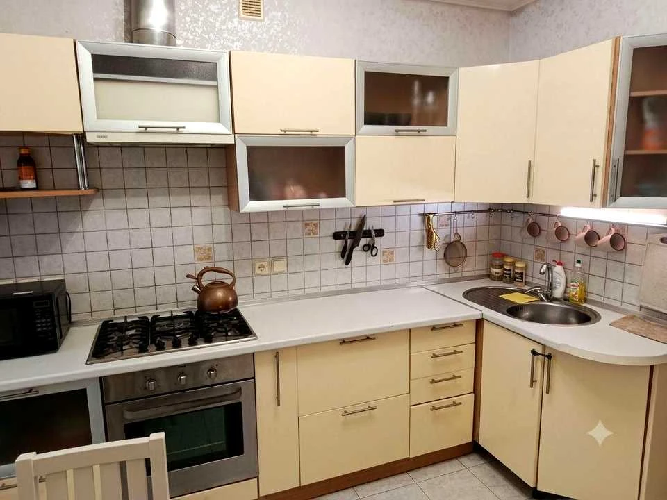 Apartment. Chornih Zaporozhtsi Street (Korenka)