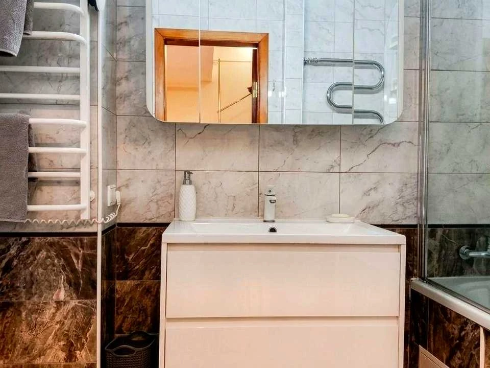 Apartment. Chornih Zaporozhtsi Street (Korenka)