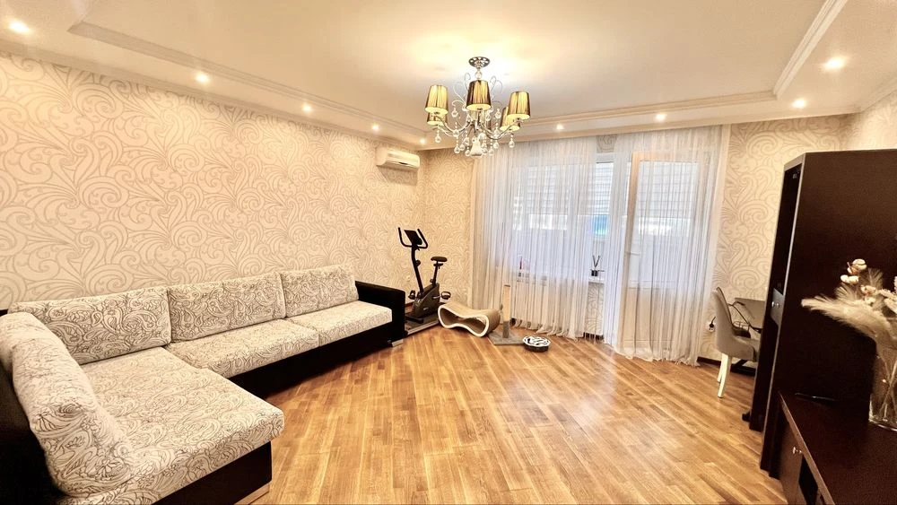 Sale of a 2-bedroom apartment, вул. Москаленка (Krasovsky)