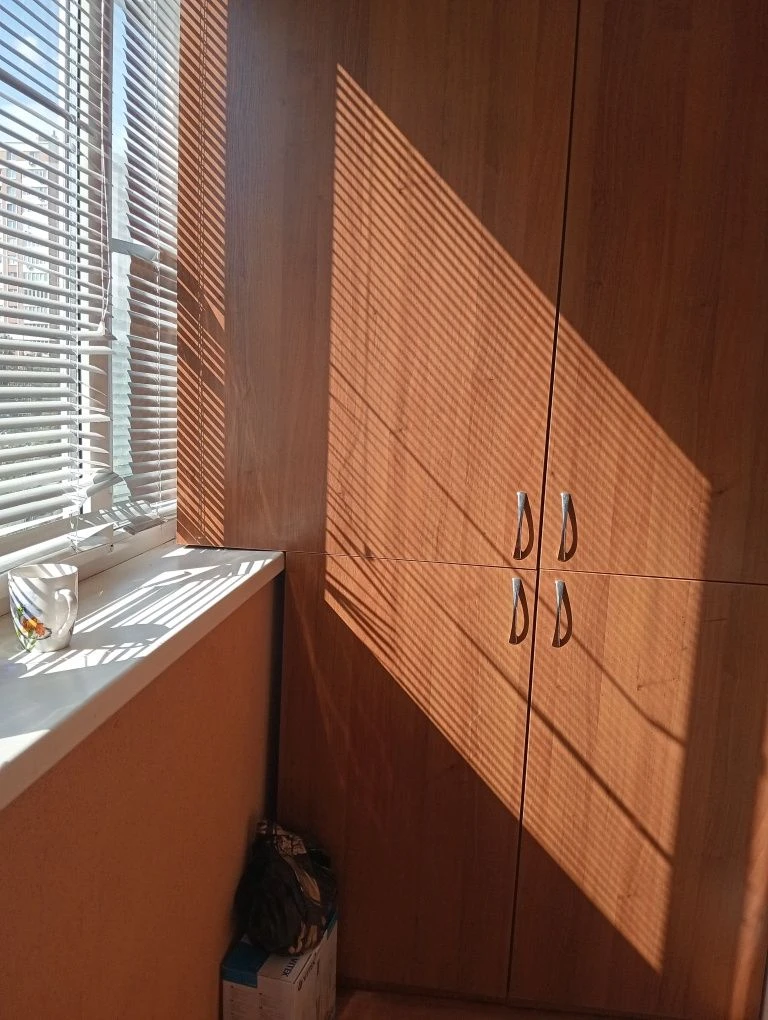 For Sale: 3-room apartment on S. Petlury