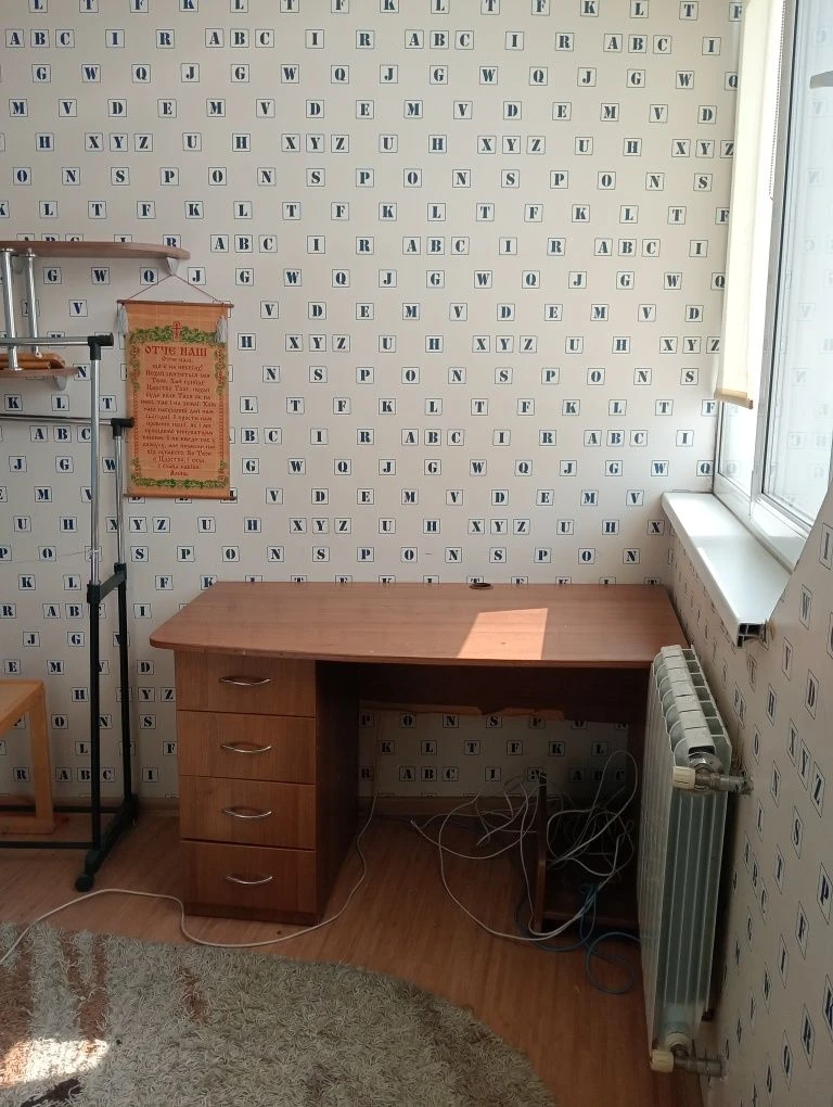 For Sale: 3-room apartment on S. Petlury