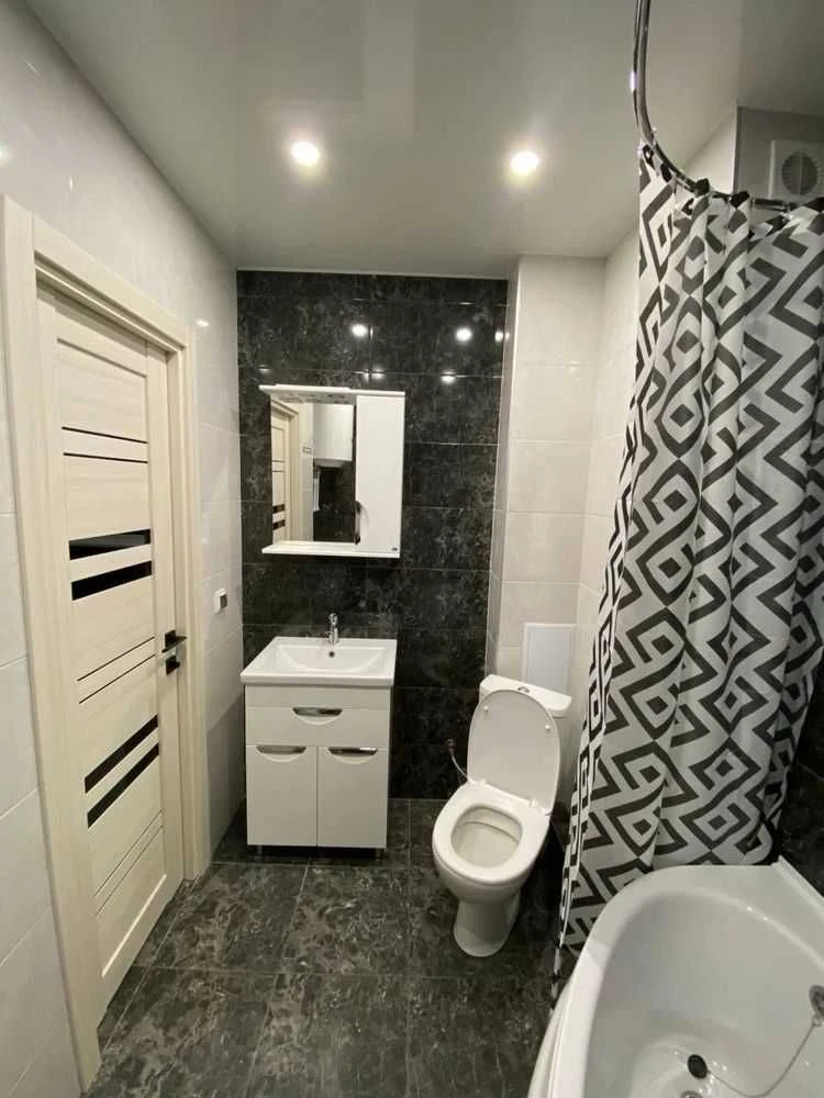 Sale of a luxurious 1-bedroom apartment in the "Atlant" residential complex in the city of Brov