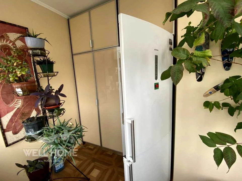 Apartment. Brovary, Hrushevsky Street