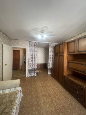 For Sale Cheap‼️ In a well-maintained brick house‼️ Spacious 1 room