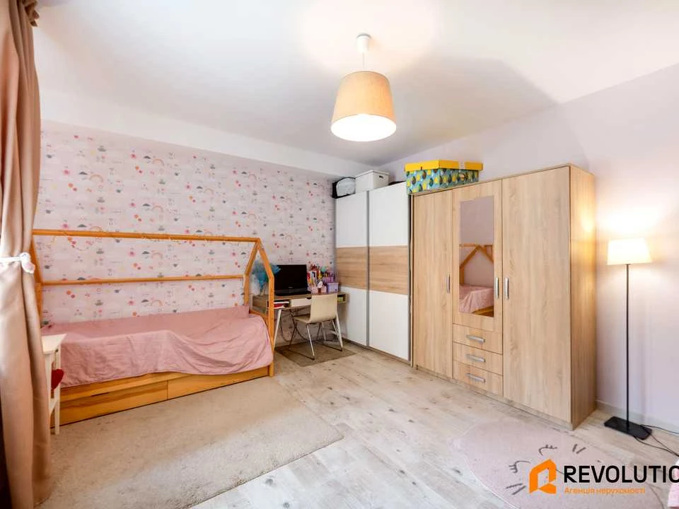 Квартира. Бровари, Героїв Крут вул., (12)